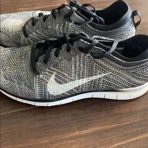 Nike Free TR Flyknit